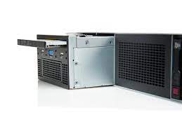 HP ProLiant DL380 Gen11 SFF Universal Media Bay Kit